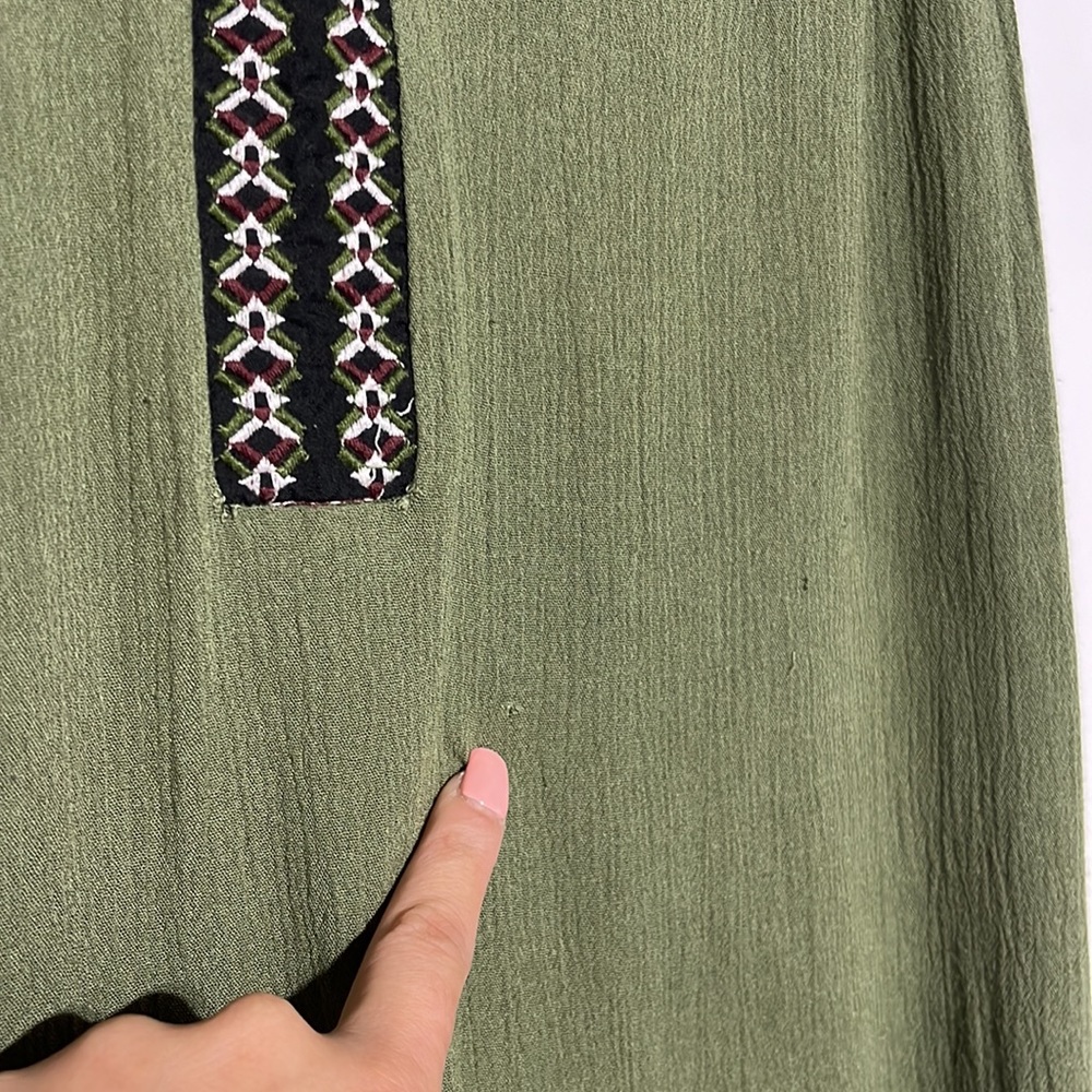 Pleione Green Embroidered V-neck Sleeveless Tank Top Size Large - Picture 7 of 7